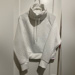 JUICY COUTURE White Quilted Crop Pullover Top Sweater Medium